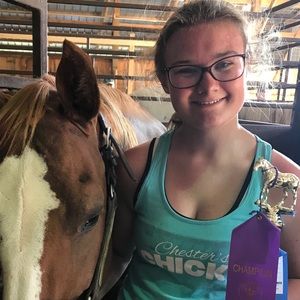 Meet your Posher, Emily